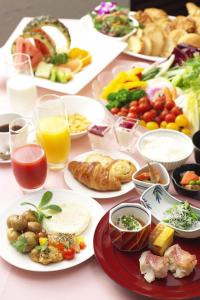 Tokyo Green Palace - Dining Options