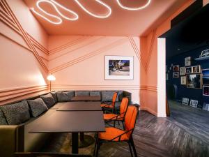 TRIBE Paris Batignolles - Dining Options