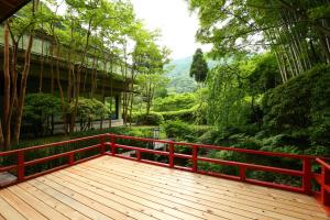 Tsubaki - Amenities and Facilities