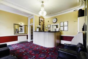 Tudor Court Hotel - Guest Ratings and Feedback