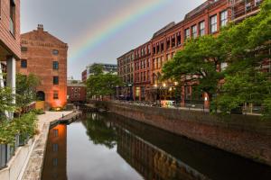 Velvet Hotel - On-site Dining Options