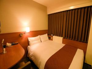Via Inn Shin Osaka West - Check-in and Policies