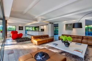 Villa AmanJango - About Staying Here