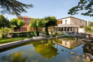 Villa Augusta - How To Book Your Stay