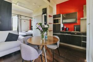 Villa Clara, Residence Facing the Ocean and the Chiberta Golf Course - Nearby Attractions and Activities