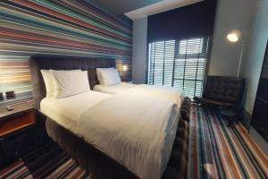 Village Hotel Solihull - Accessibility and Services