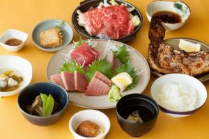 Wakatake - Dining Options