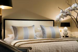 Warwick Paris (Former Warwick Champs-Elysees) - Children and Beds