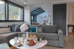 West Coast - How To Book Your Stay