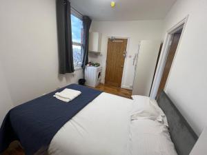 World Hotel - Guest Ratings and Reviews