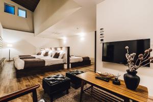 Yamahana Onsen Tonden Japanese Inn - House Rules and Policies