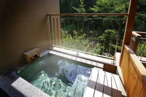 Yokohama Is a Hot Spring Resort - Dining Options