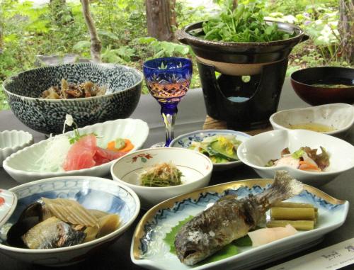 Yokokura Ryokan - Local Attractions and Activities