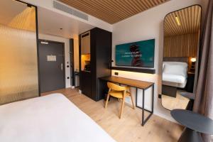 YOTELPAD London Stratford - Room Types and Options