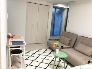 Yuzuki Dome Osaka Kujo - Check-in and Check-out