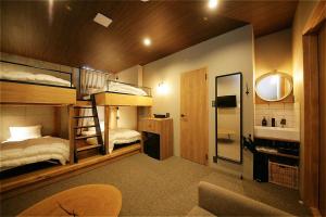 ZONK HOTEL Tenjin-Watanabedori - Check-in and Check-out