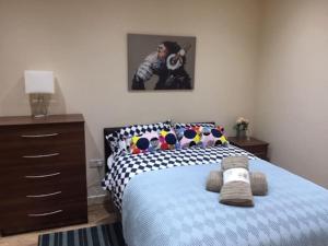 79 Chats - Communication With Staff