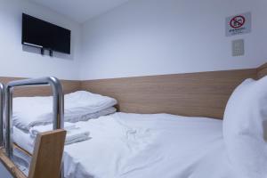 Abest Cube Naha Kokusai Street-Cabin Type Hotel All Room With Key - Frequently Asked Questions