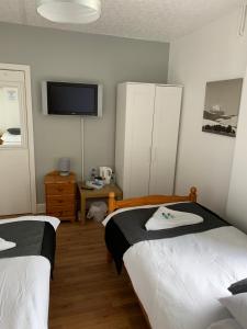 Alderley Hotel Blackpool - Questions About Staying Here
