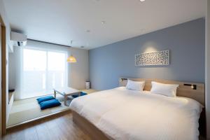 Alfabeto International Communication EAST - Ensuring Guest Safety and Accessibility