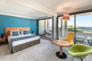 Anne of Brittany - How To Book Your Stay