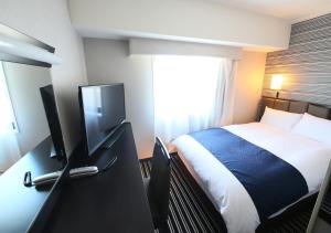 APA Hotel Shinjuku Gyoemmae - Nearby Attractions
