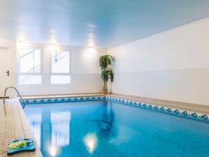 Aparthotel Adagio Access Paris Vanves - Porte De Versailles - Nearby Attractions and Conveniences