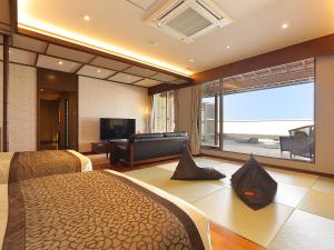 Arima Onsen Taketoritei Maruyama Review - Nearby Attractions