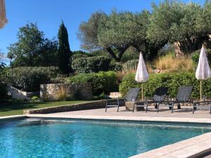 Auberge De L'oumède - Dining Options