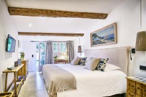 Augustin's Farm - About Staying Here