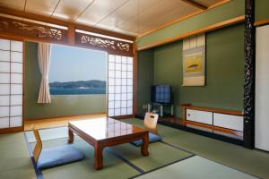 Bekkan Yosanoso - Booking Information