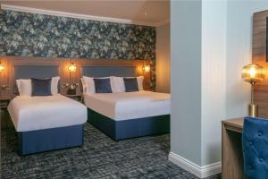 Best Western Hotel 99 - Nearby Attractions