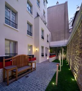 Best Western Premier Faubourg 88 - Nearby Attractions