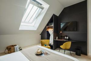 Best Western Premier Hotel De La Cite Royale - Dining Options
