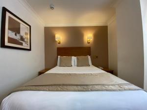 Birmingham Great Barr Hotel - Check-in and Checkout