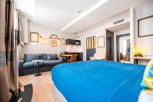 Boulevard Residence - About Staying Here