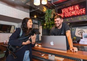 BrewDog DogHouse Manchester - Guest Reviews and Sentiment