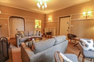 Briery Wood Hotel - Cancellation Policy