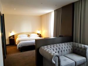 Brit Hotel De Grignan Vichy - How To Book Your Stay