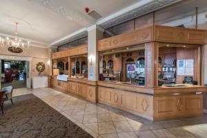 Cairn Hotel - Policies and Procedures