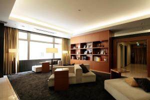 Candeo Hotels Ueno Park - Nearby Attractions