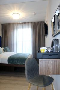 CG Kensington - Nearby Attractions