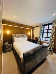 Cheshire Hotel Central London - Guest Policies