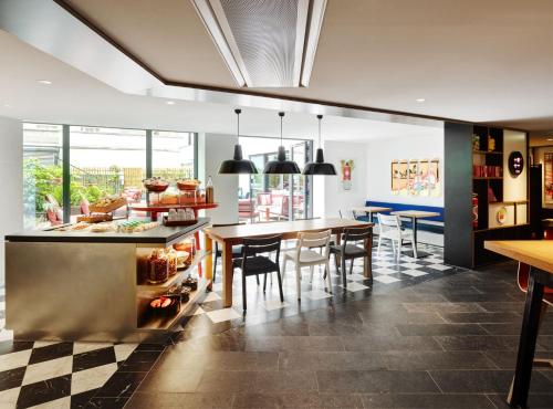 Citizenm Paris Champs-Élysées - Accessibility Features