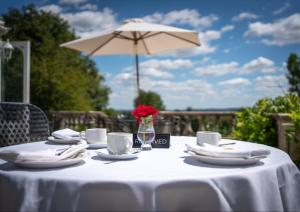 Cricklade House Hotel, Sure Hotel Collection by Best Western - Guest Feedback