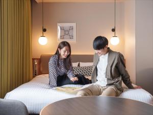 CROSS Life Hakata Tenjin - Transportation and Access