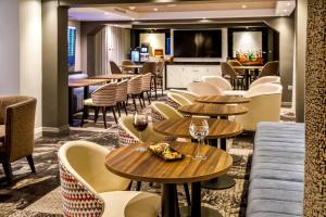 Crowne Plaza Manchester Airport, an IHG Hotel - Impeccable Room Offerings