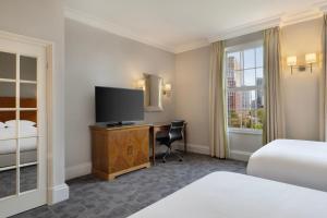 Delta Hotels by Marriott Birmingham - Policies for Children and Pets