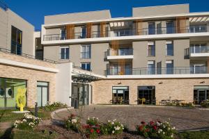 DOMITYS THE BELVEDERE - Attentive Staff and Warm Ambiance