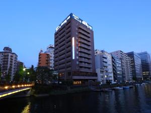 Dormy Inn Tokyo Hatchobori Hot Spring - Accessibility and Transportation